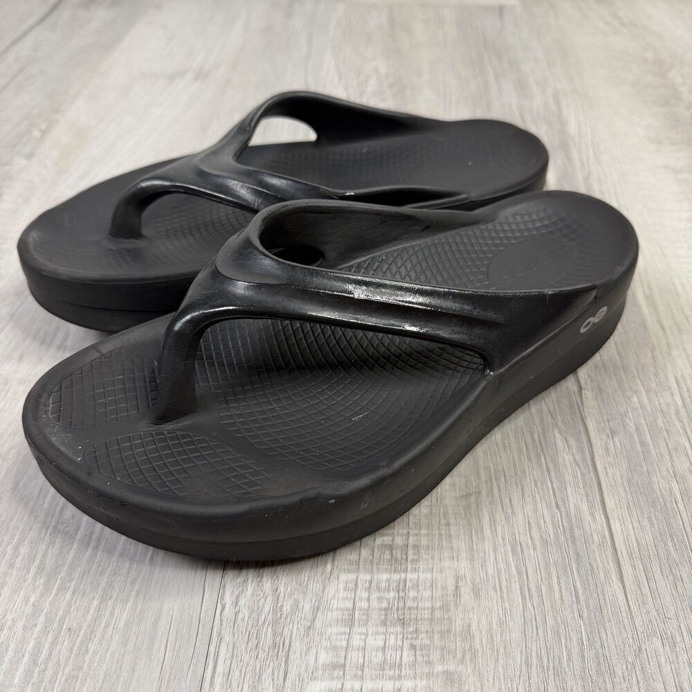 OOFOS OOmega OOlala Black Thong Platform Recovery Flip Flops Womens Size 7 H